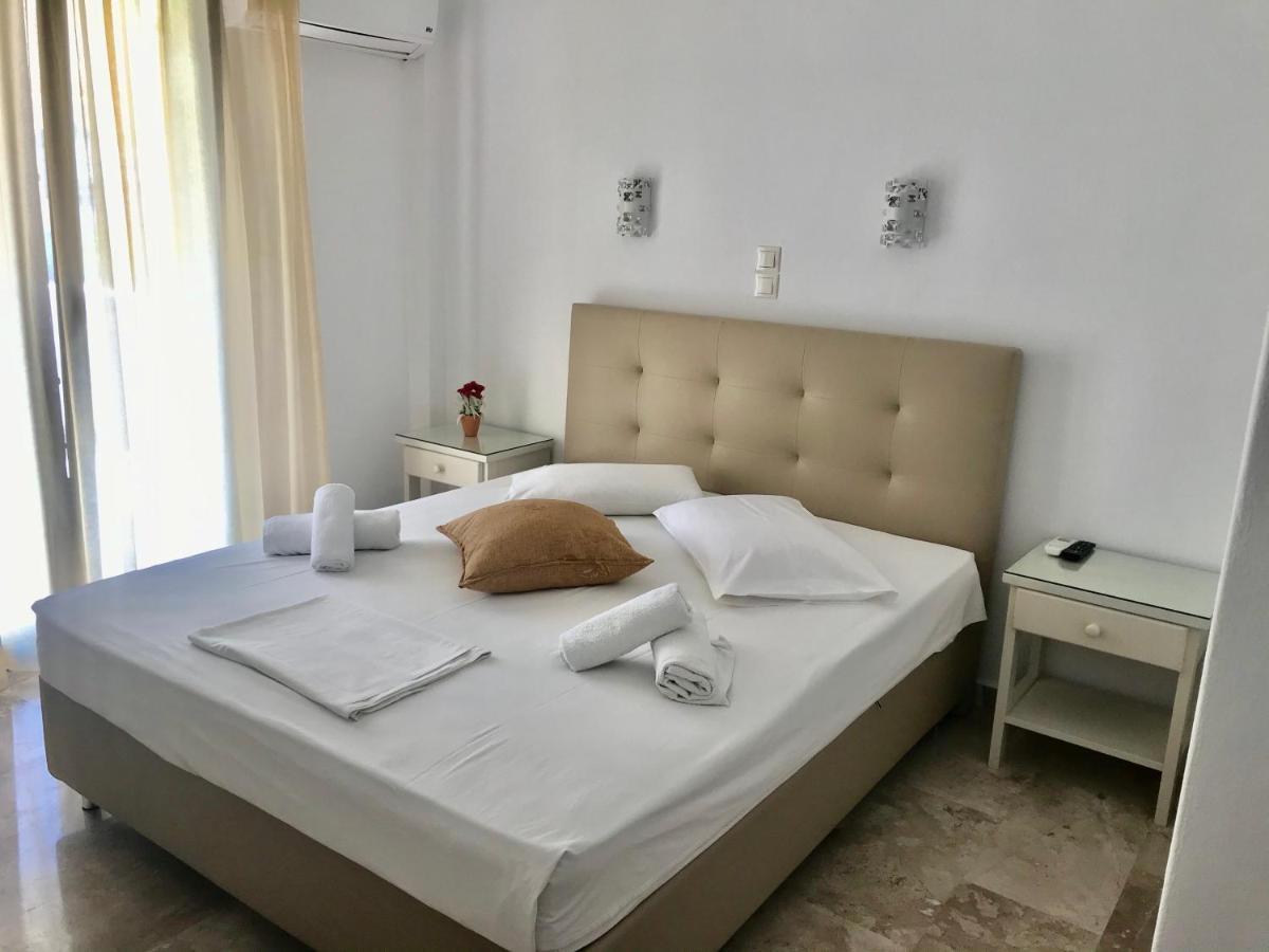 Vassiliki Rooms Páros Exteriér fotografie