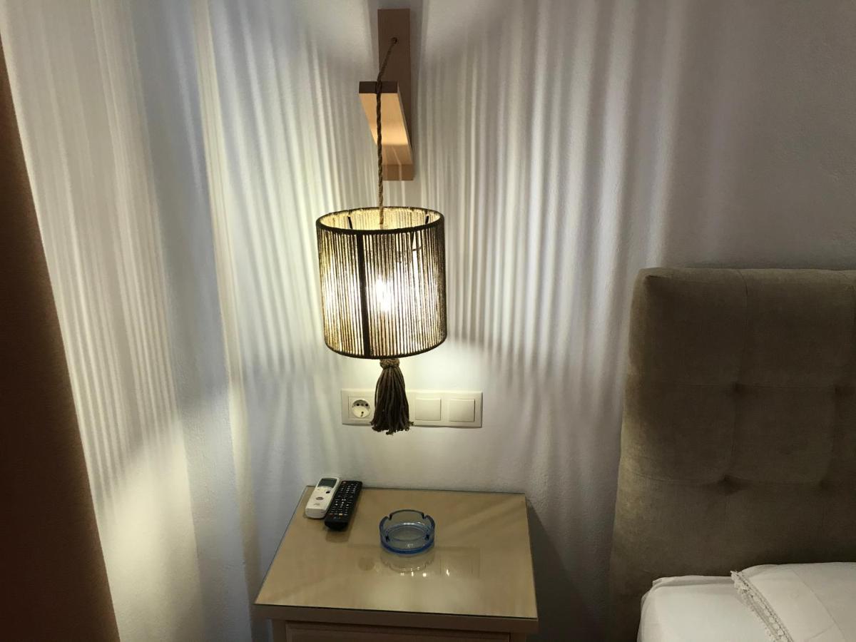 Vassiliki Rooms Páros Exteriér fotografie