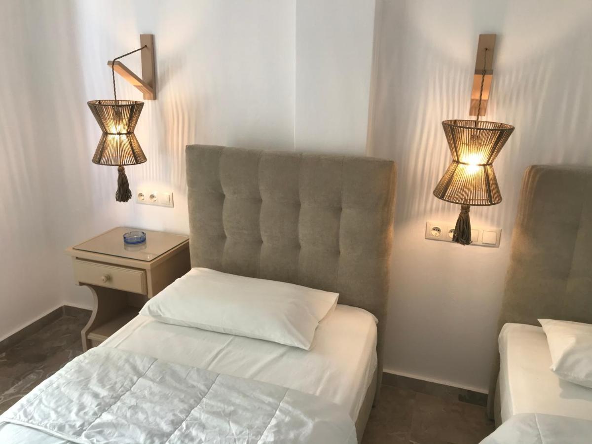 Vassiliki Rooms Páros Exteriér fotografie