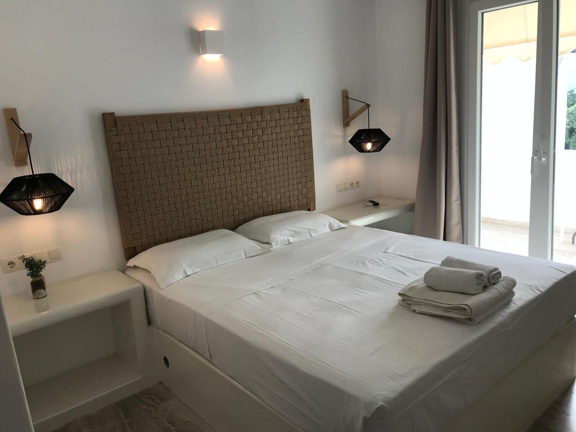 Vassiliki Rooms Páros Exteriér fotografie