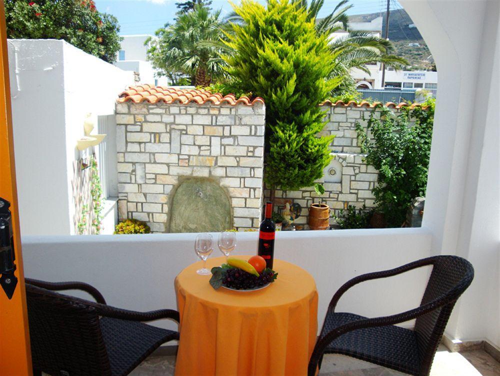 Vassiliki Rooms Páros Exteriér fotografie